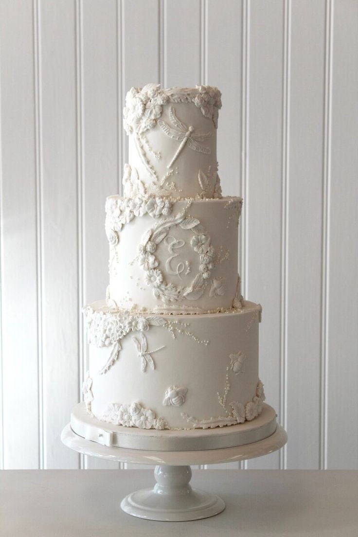 WL White Traditional Wedding Cake, Hope, & Love
